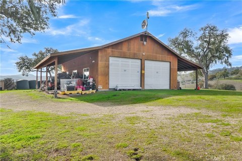 516-Acre Ranch Near Wine Country