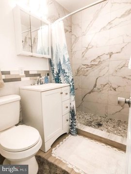 Renovated Multi-Unit Investment Opportunity