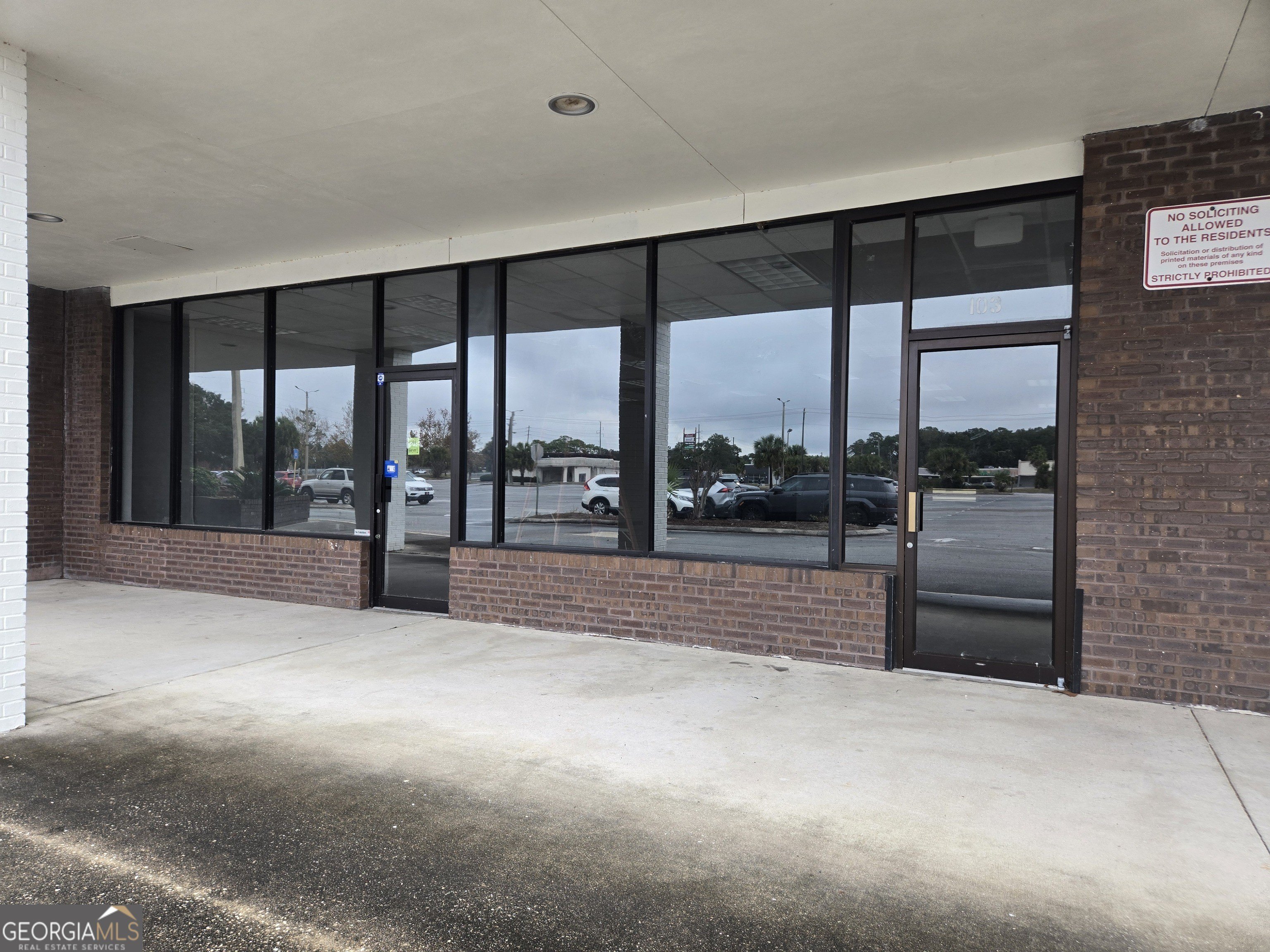 Commercial Space in Kings Bay Village