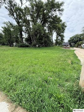 LAND - Omaha, NE