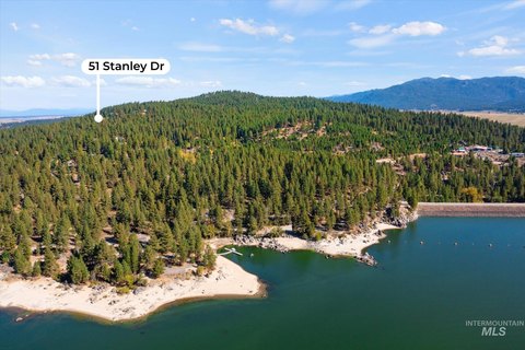 Land, Cascade, ID