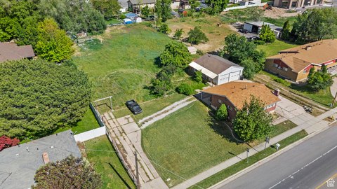Commercial Land in Clinton, UT