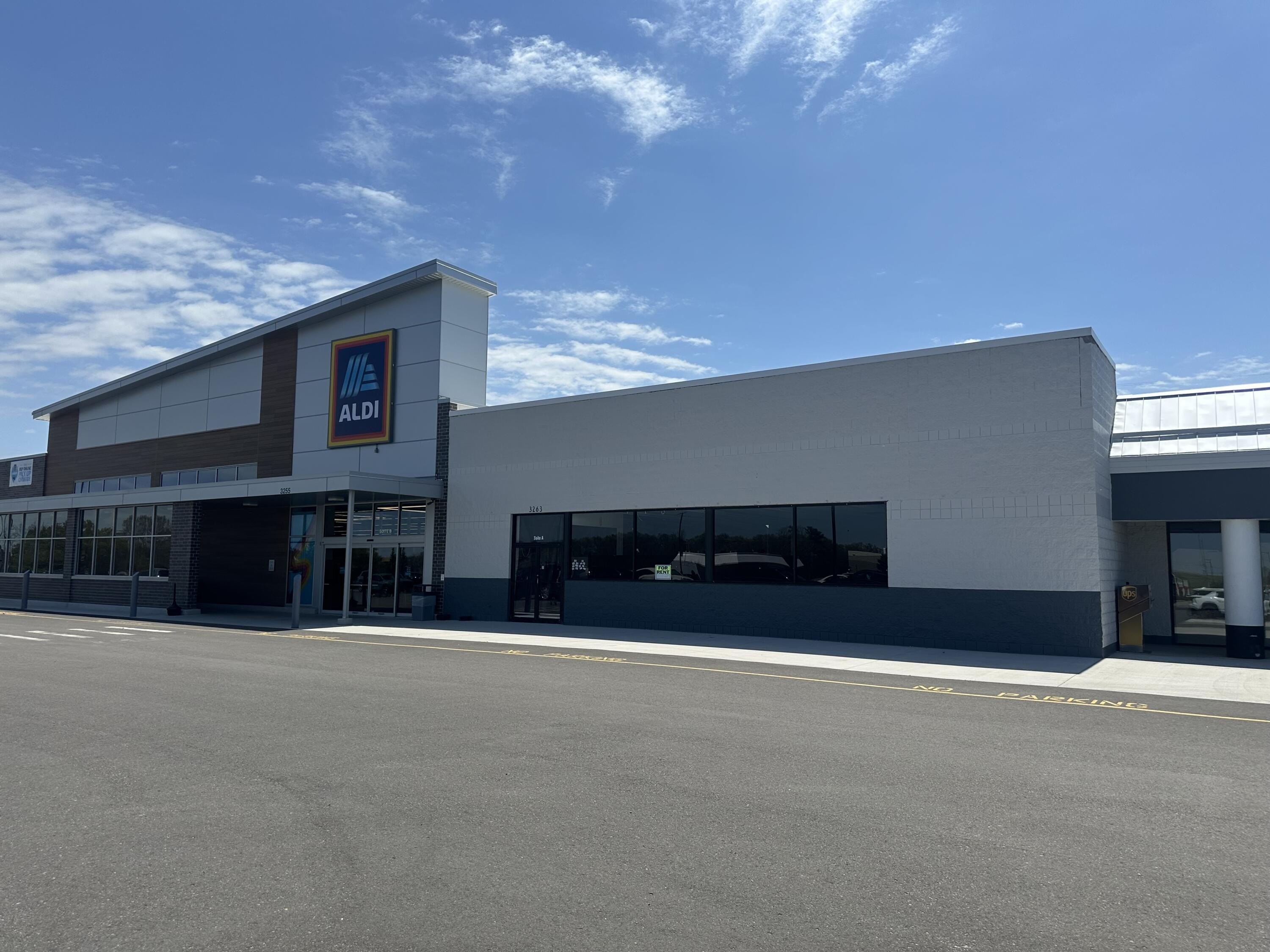 Whitehall Retail Suites For Lease