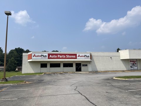 Retail Space on Decatur Pike