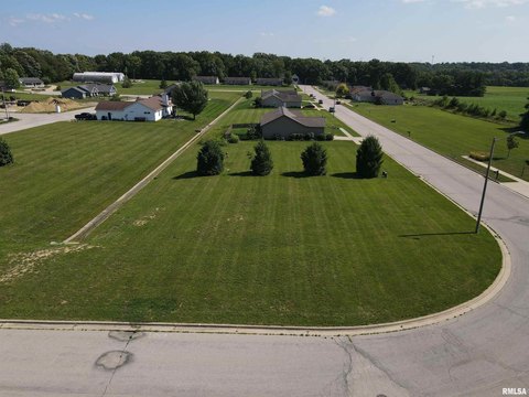 Residential Land in Eureka, Illinois