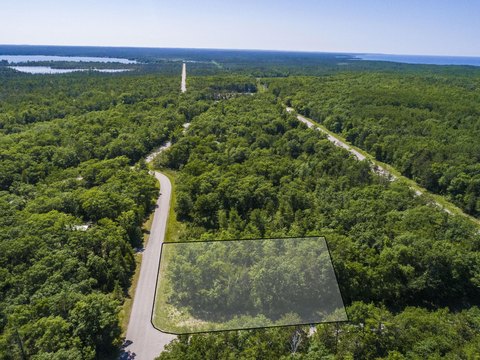 Private Wooded Waterfront-Access Lot
