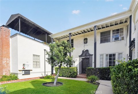 4-Unit Quadplex