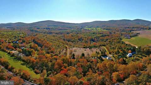 Land, GORDONSVILLE, VA
