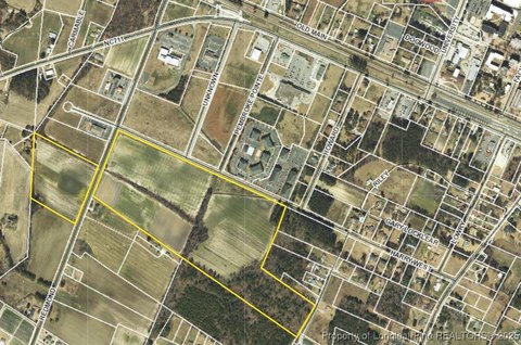 Commercial Land in Pembroke, NC