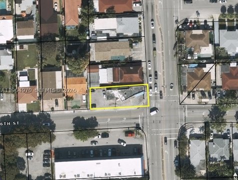 Corner Supermarket Development Lot