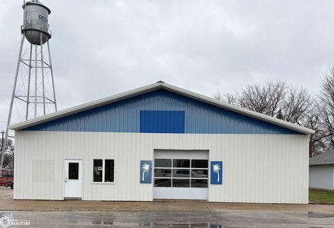 Renwick Commercial Building with Shop