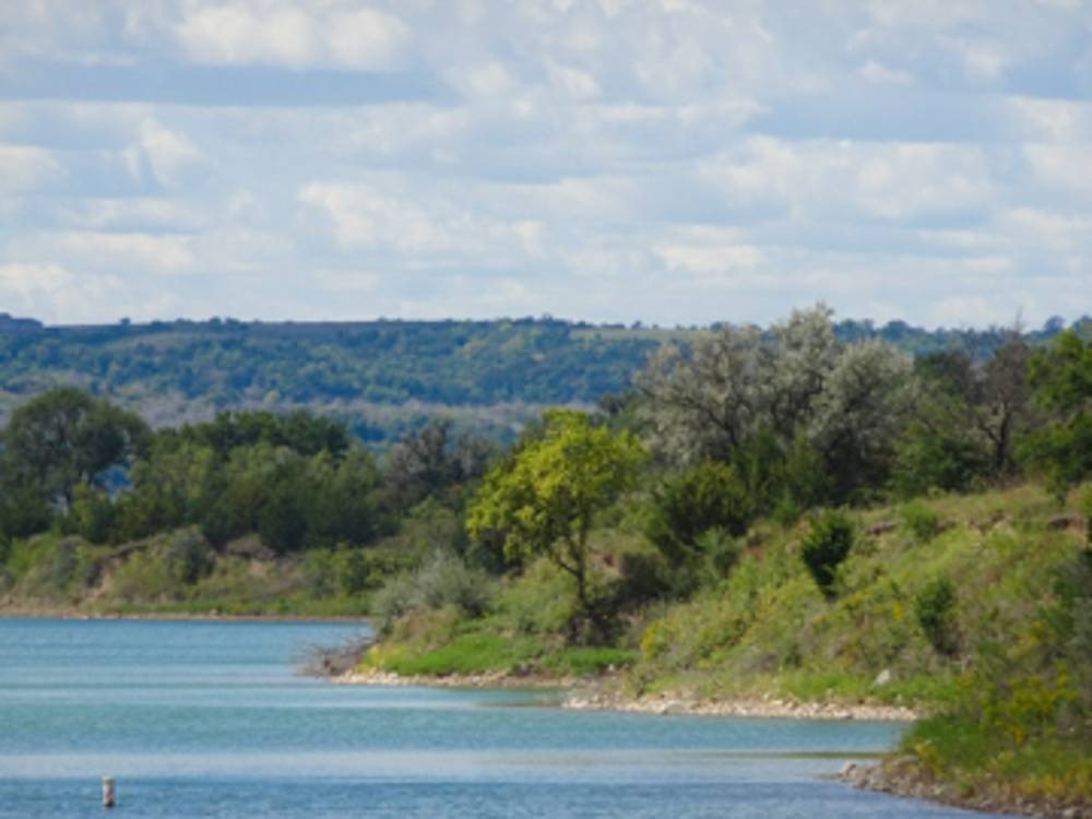Lake Andes Waterfront Land