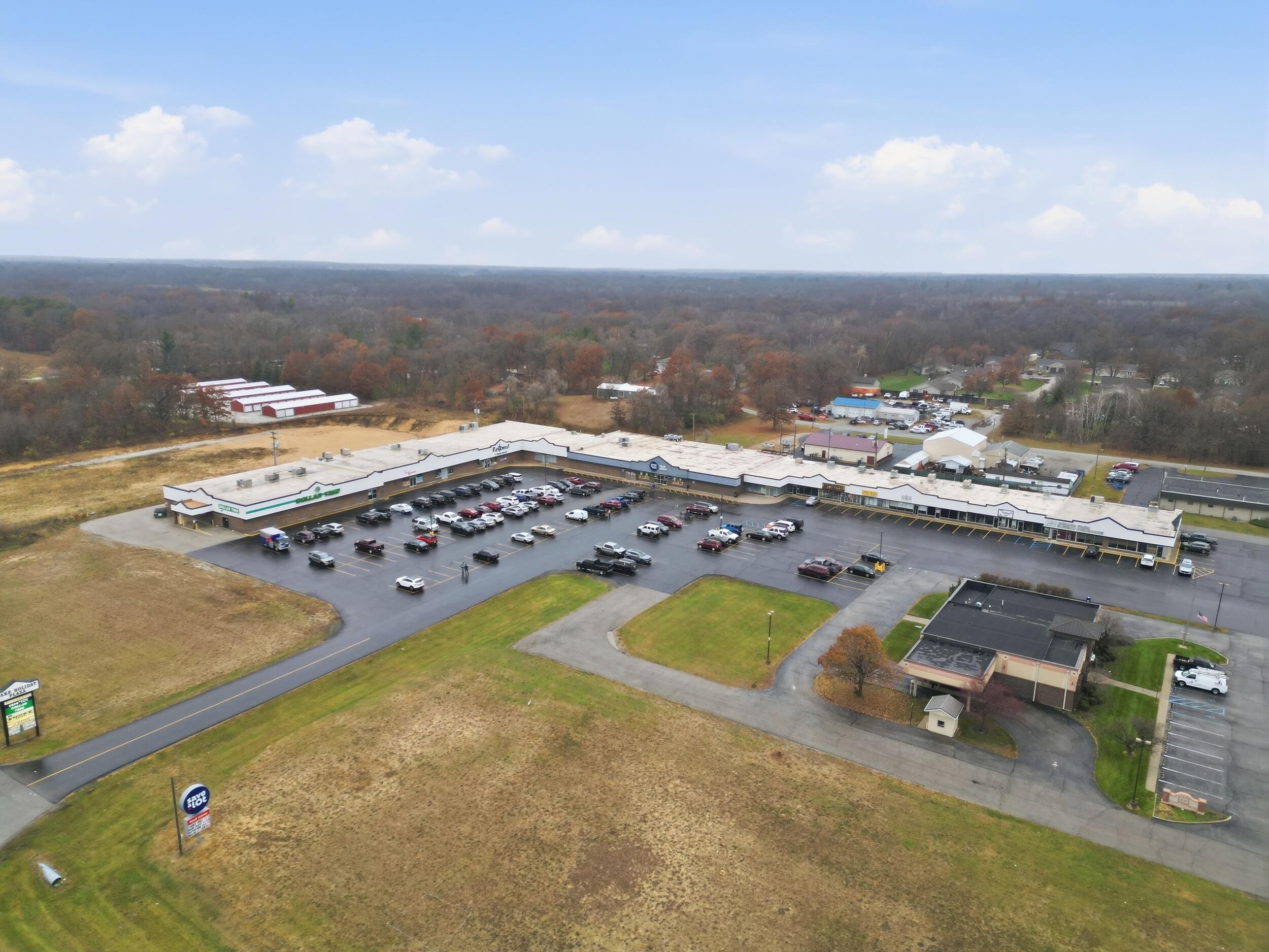 Anchored Retail Hub Near I-65