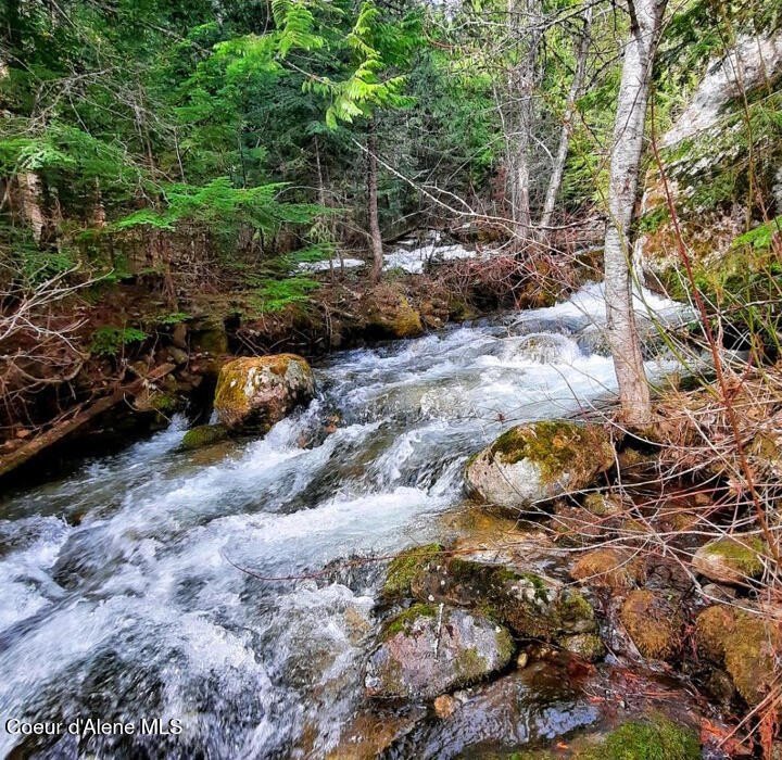 Land with Jeru Creek Frontage