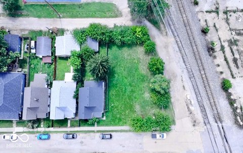 Buildable Lot in Bates Hendricks