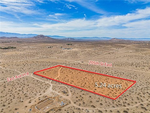 Sprawling Hi Vista Acreage