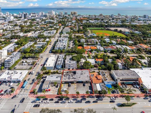 Multi-Tenant Retail Building with Parking