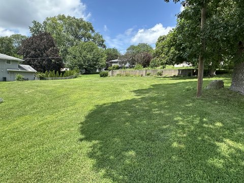 Land, Rockford, IL