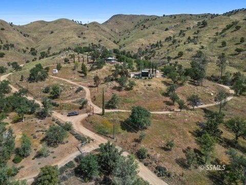 Rolling Hills Land in Caliente