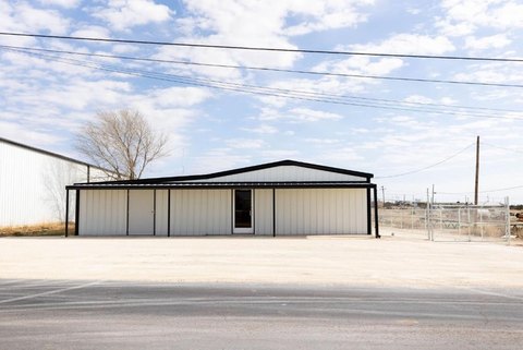 Remodeled Office/Shop Space in Forsan