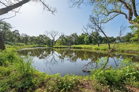 LAND - Guthrie, OK
