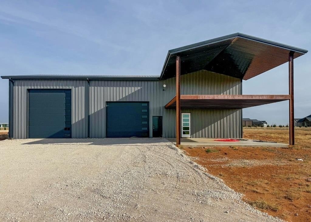Arrowhead Estates Land with Shop
