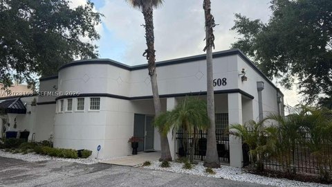 Freestanding Medical Office Building