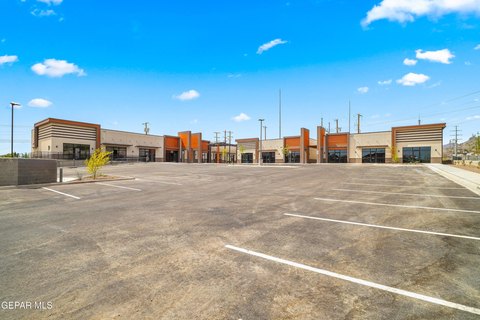 El Paso Commercial Property For Lease