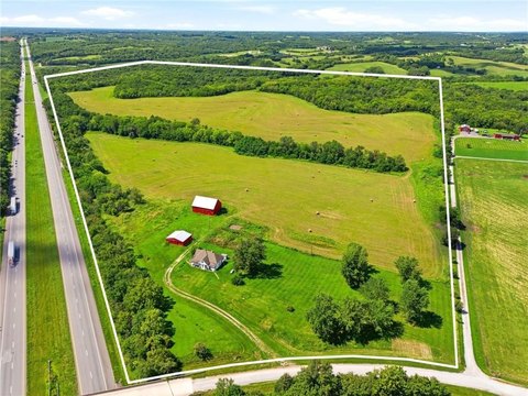 LAND - Savannah, MO