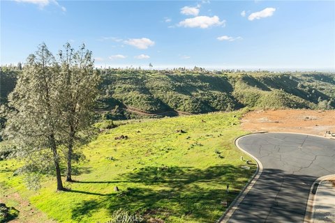 Paradise Land with Canyon Views