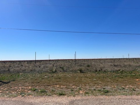 Unrestricted Land Near Denver City
