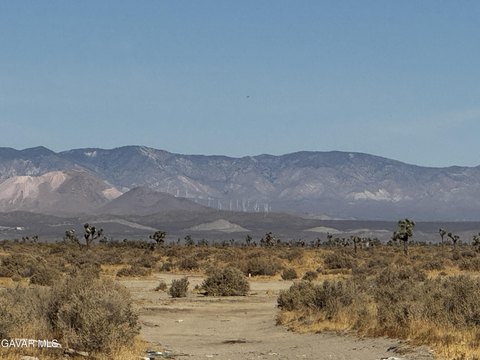 Land, Lancaster, CA