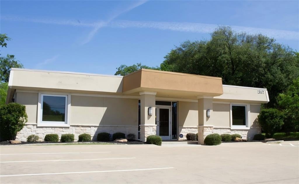 Medical Office in Farmers Branch