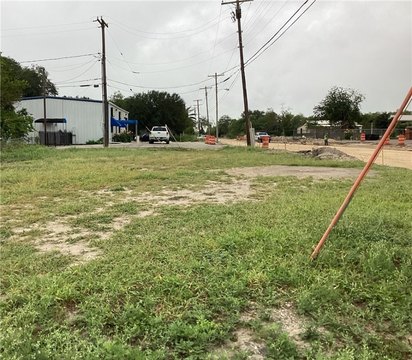 Corner Lot in Alice, TX