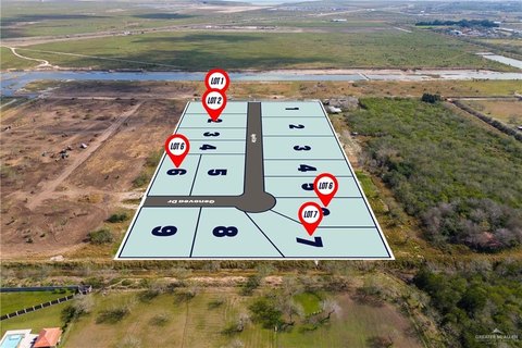 Expansive Lot in North Brownsville