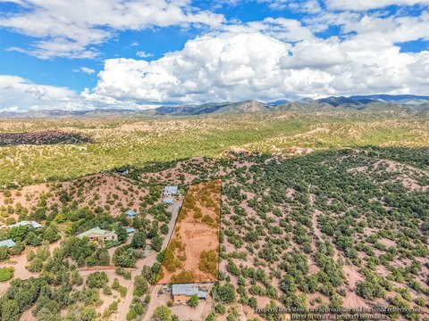Land, Santa Fe, NM