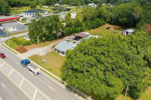Versatile Commercial Property in Ocala