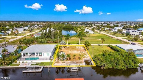Land, St James City, FL