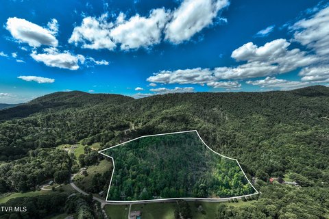 Unrestricted Land with Mountain Views