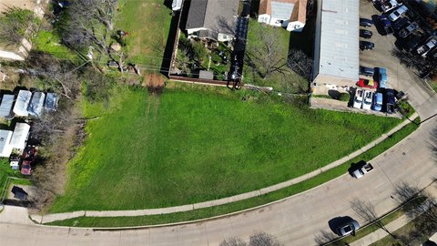 Commercially Zoned Vacant Land
