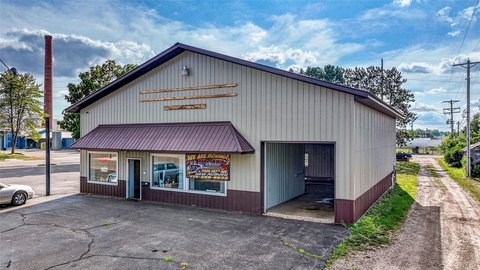 Auto Shop with Lift