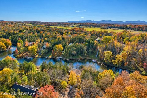 Land, Athens, NY