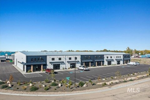 Middleton Commercial Flex Space Available