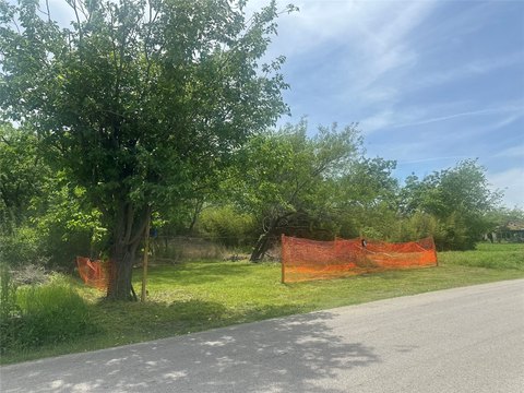 Vacant Lot Near Highway I-30