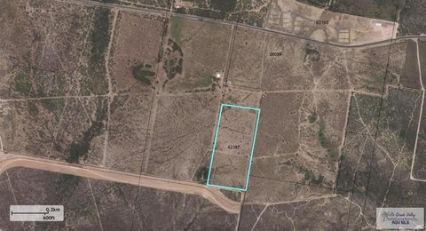 Expansive Land Parcel in Roma