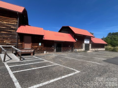 COMMERCIAL - Marion, NC