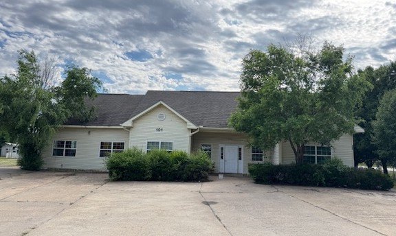 Sikeston Commercial Property with Income