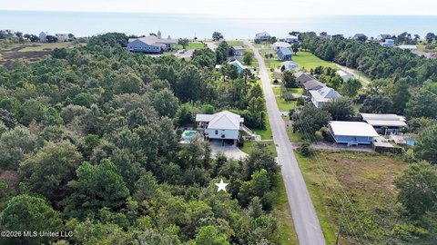 Land, Waveland, MS