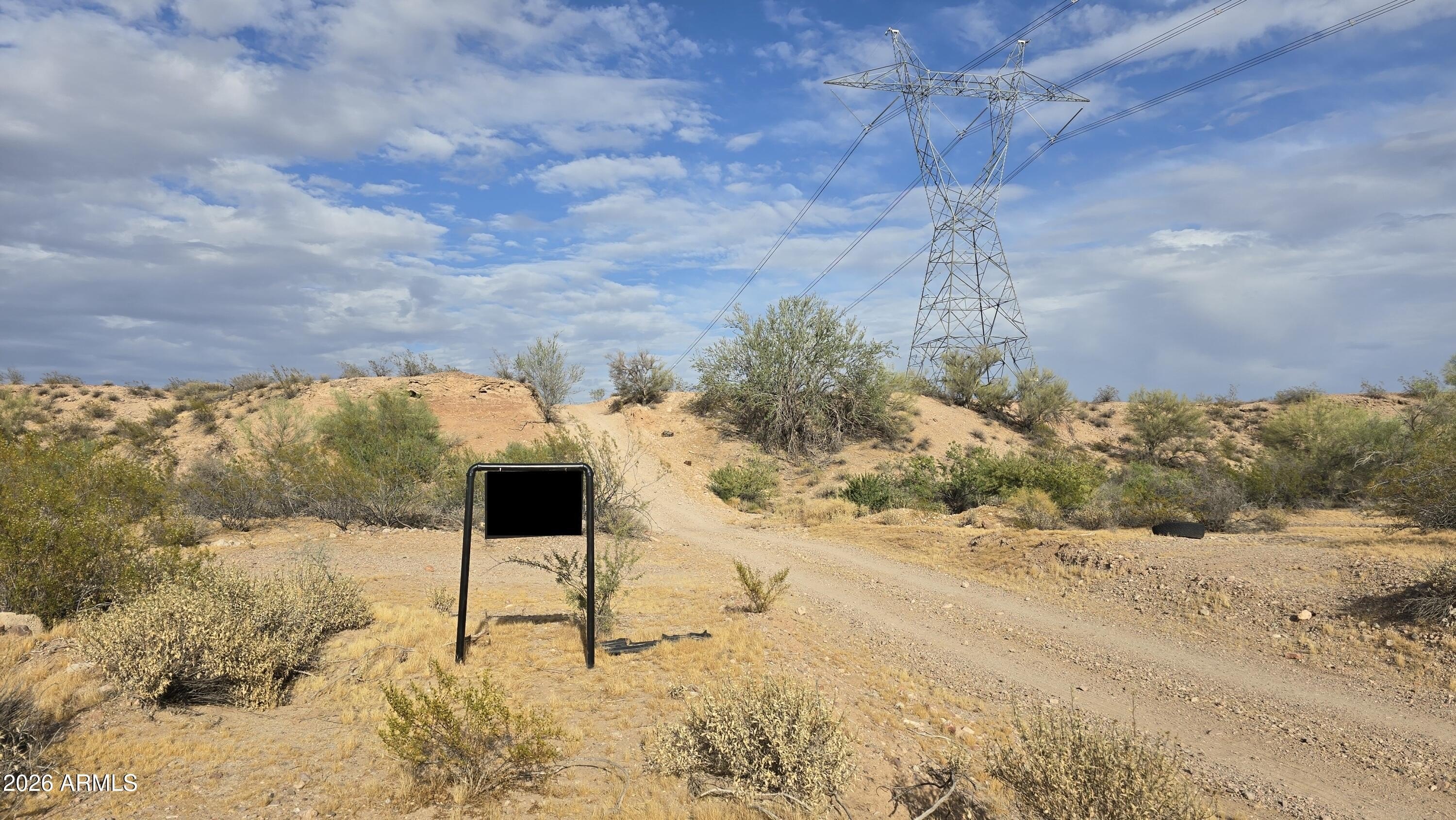 Scenic Land Parcel in Wittmann
