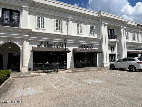 Retail/Office Space in Parc Lafayette